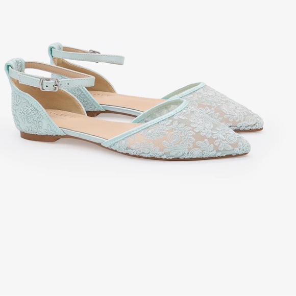 TWILA-LACE
Crochet Lace Pointy Toe with Ankle Tie or Ballerina size 8 - Picture 4 of 12